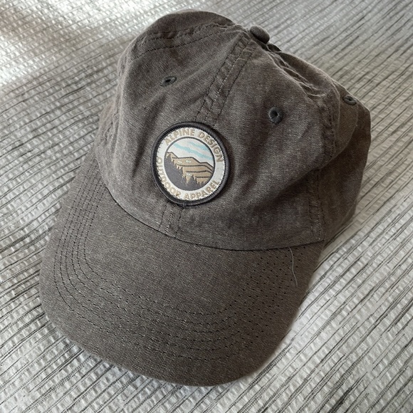 NWT Women’s Alpine Design Chambray Cap - Picture 9 of 10